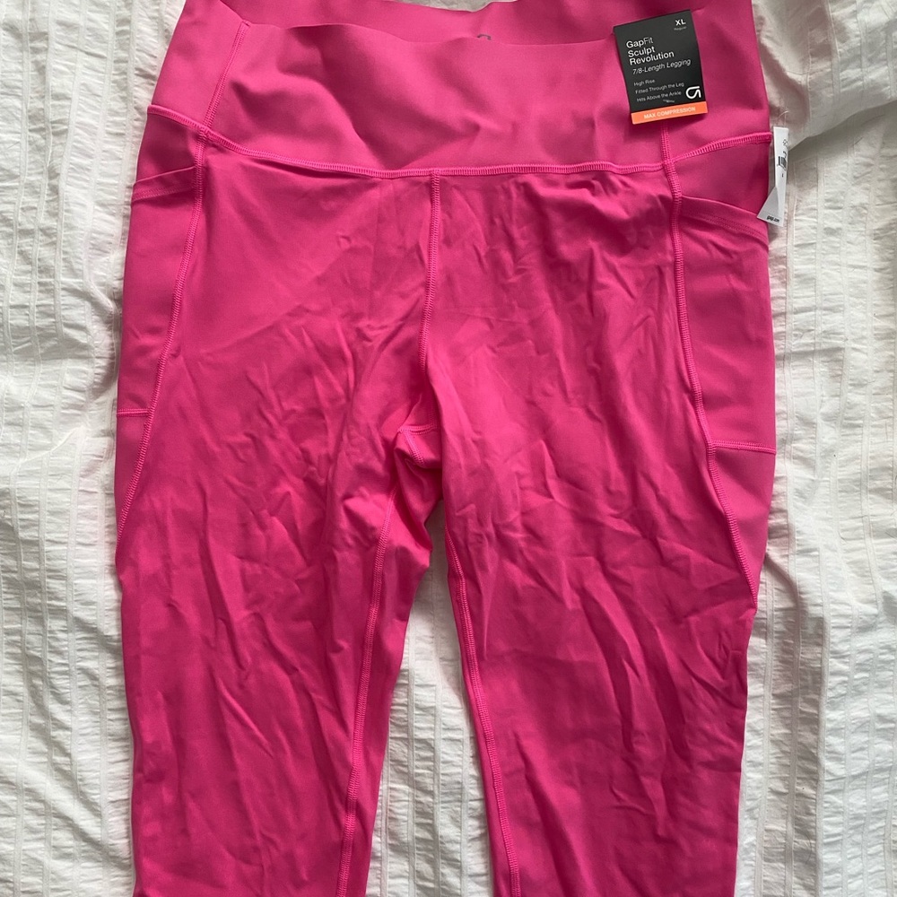 GapFit Sculpt Revolution 7/8 length legging